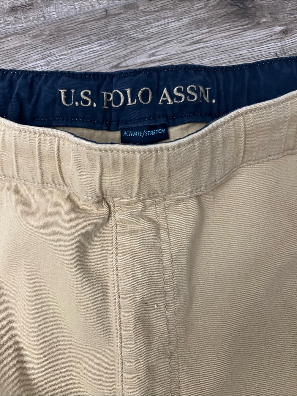 U.S. Polo Assn. Tan Khaki Stretch Waist Shorts size 2XL - Picture 4 of 9